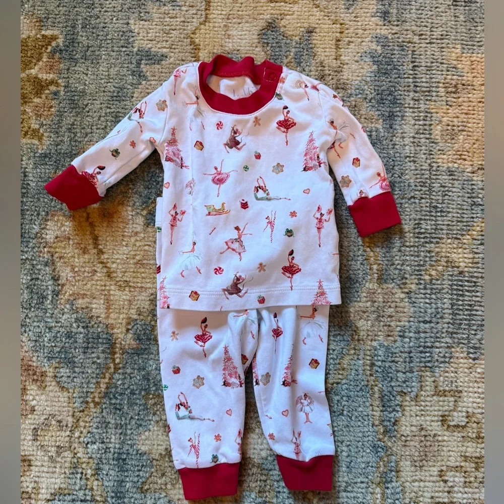 NWOT Lake Christmas pajamas size 3-6M - Picture 1 of 1